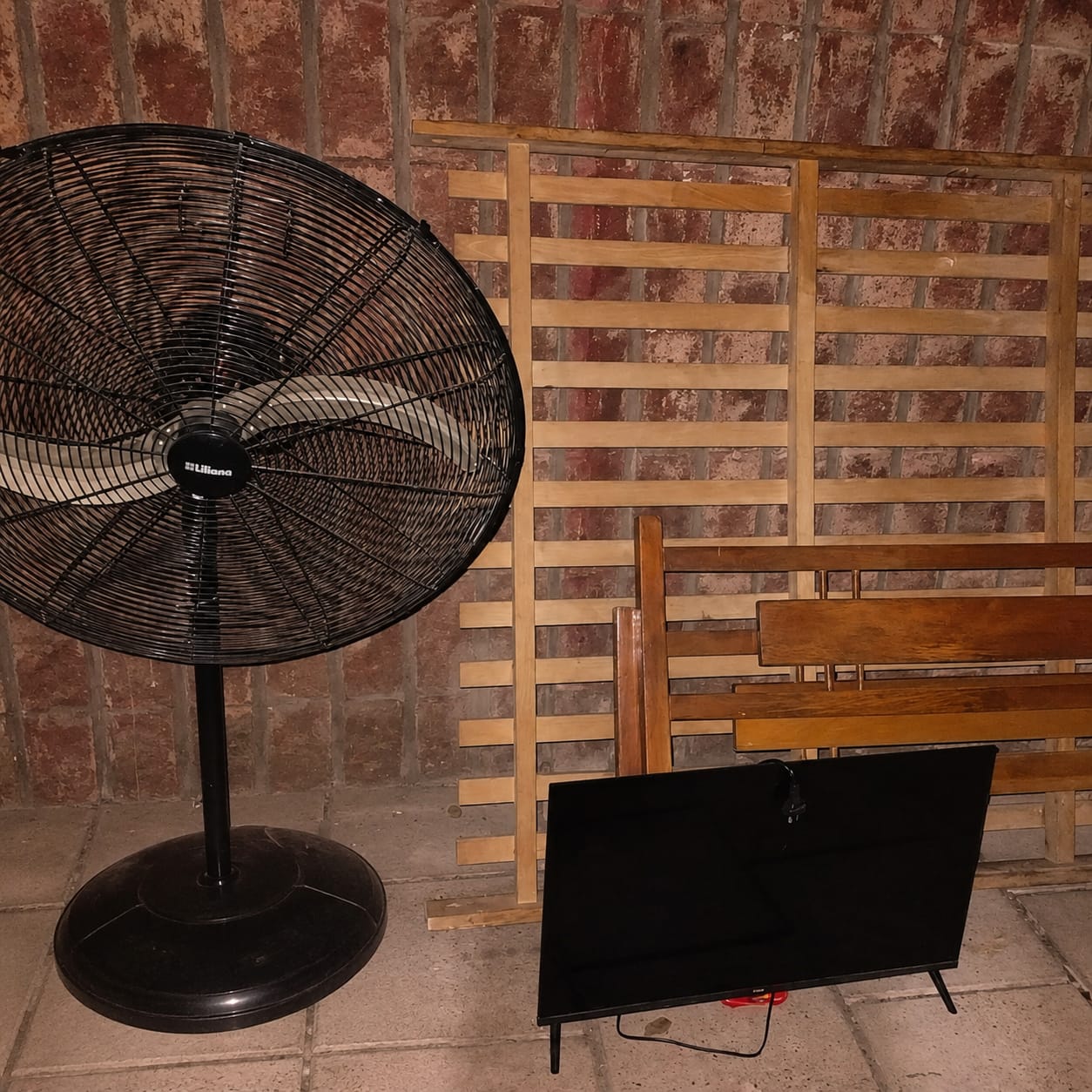 Compraron objetos "de buena fe" y terminaron entregándolos a la Policía en Santa Elena